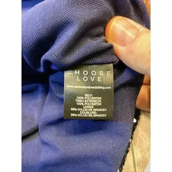 Generation Love Women's‎ Vetta One Shoulder Sequin Top Large Navy Holiday Party - Picture 9 of 10